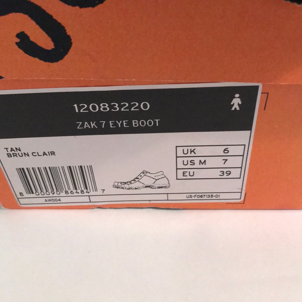 Shoes - Picture 3 of 5